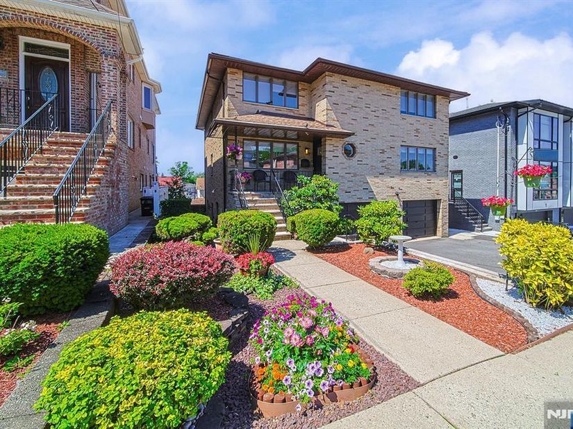 330 E Ruby Avenue, Palisades Park NJ 07650