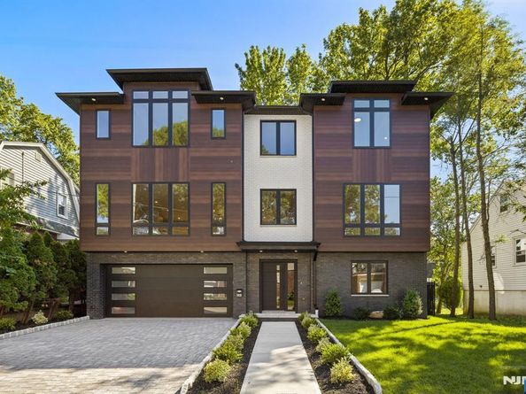 264 Beverly Hills Road, Fort Lee NJ 07024
