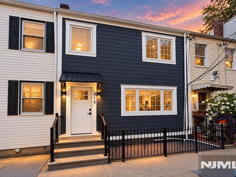 419 2nd Street, Jersey City NJ 07302