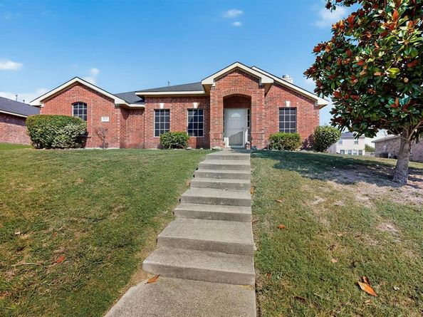 2039  Pecan Creek Drive , Mesquite Texas 75181