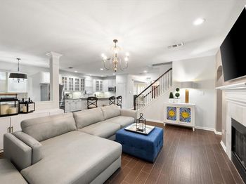 4533  Turnberry Lane 