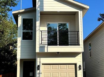 2411  Saint Clair Drive 