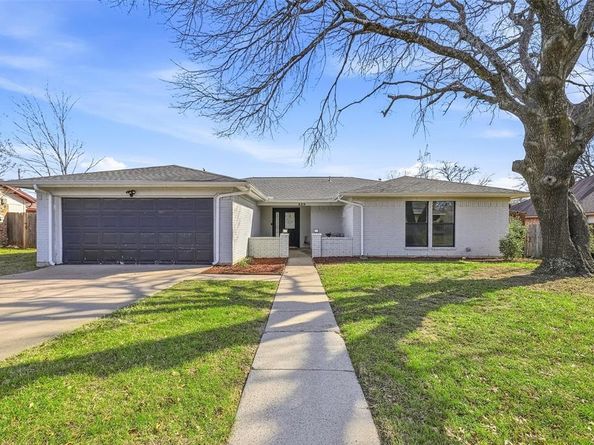 629  Owens Drive , Crowley Texas 76036