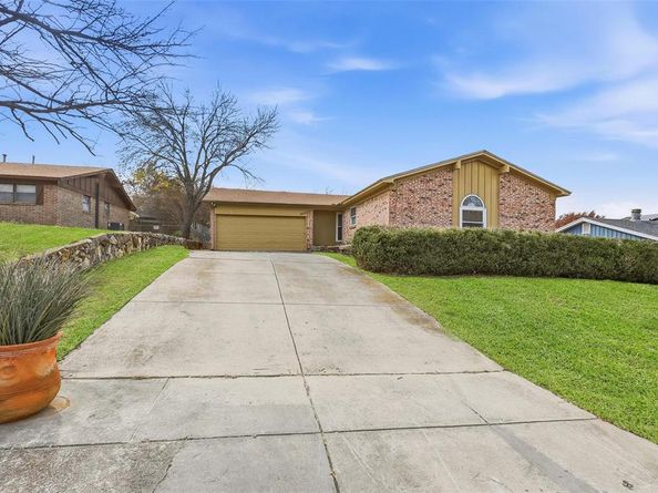 7833  Davenport Avenue , Fort Worth Texas 76116