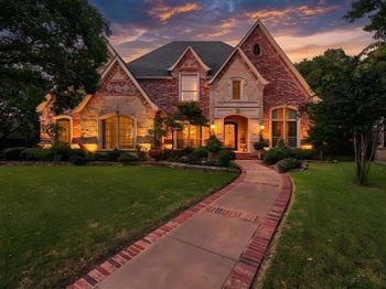 206  Gallant Court 