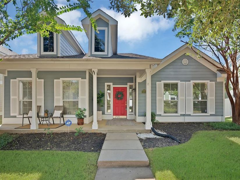 2221  Rodgers Lane , Providence Village Texas 76227