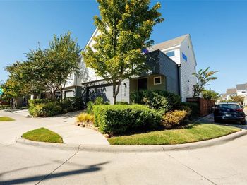 1126  Clifftop Lane 