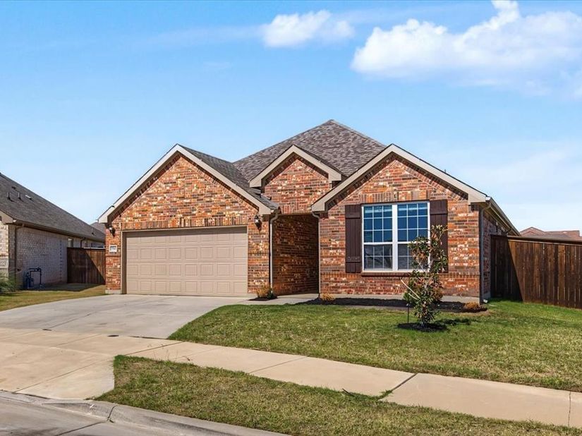 5949  Silverhollow Drive , Fort Worth Texas 76137