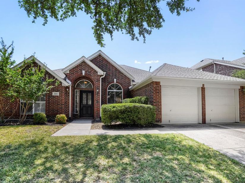 3632  Stone Creek Lane S, Fort Worth Texas 76137