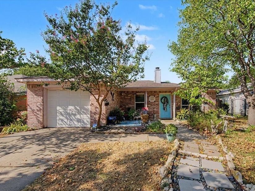 5705  Heatherglen Terrace , Fort Worth Texas 76179