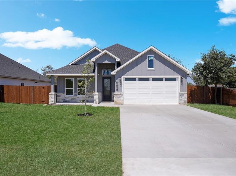 5629  Oak Grove Road N, Fort Worth Texas 76134