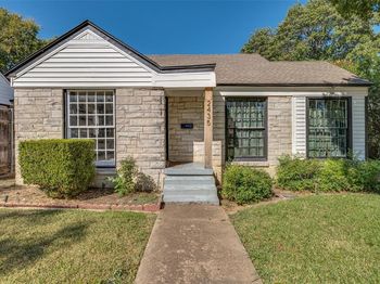 2435 W 10th Street 