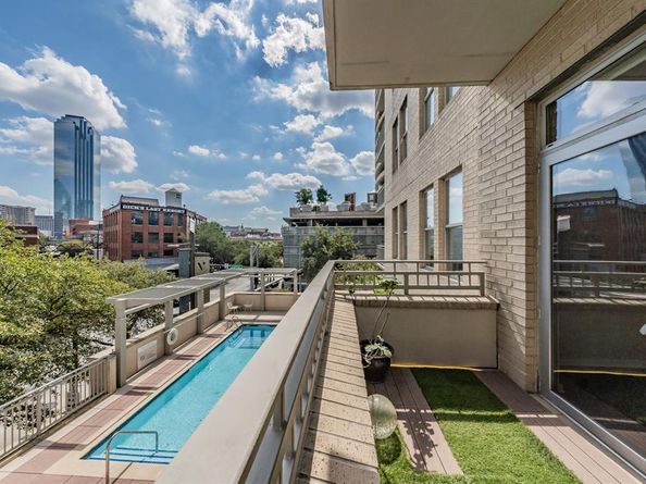 2323 N Houston Street  310, Dallas Texas 75219