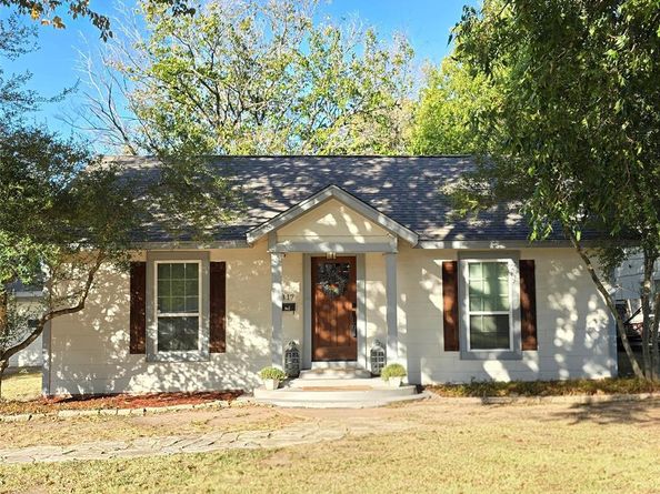 317 S Ebrite Street , Mesquite Texas 75149