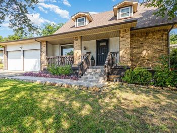 2513  Briarcliff Drive 