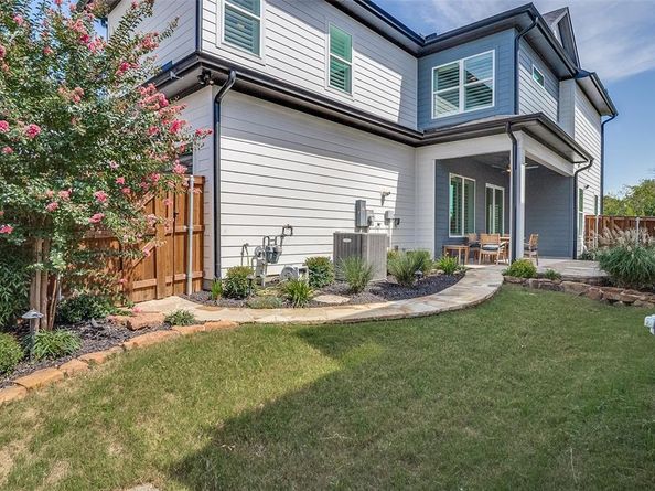 2216  Scenic Bluff Drive , Fort Worth Texas 76111