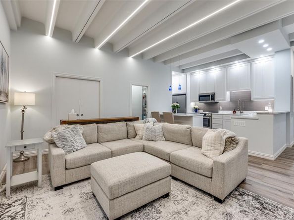 6211 W Northwest Highway  G202, Dallas Texas 75225