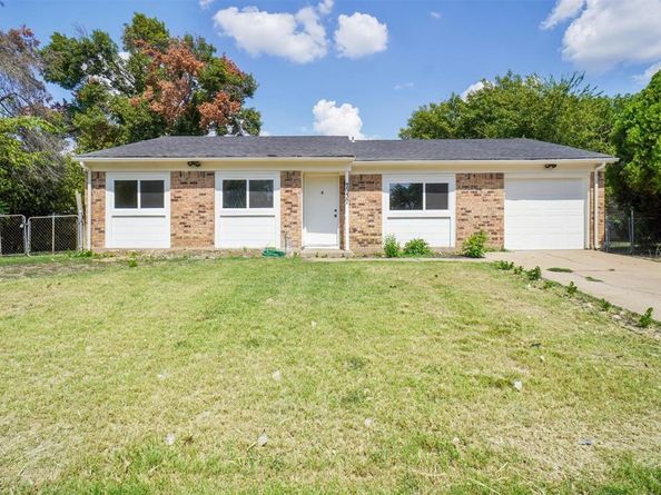 7937  Trimble Drive , Fort Worth Texas 76134