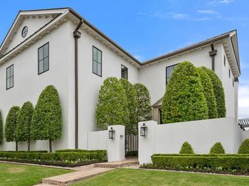 3824  Bishops Flower Road 