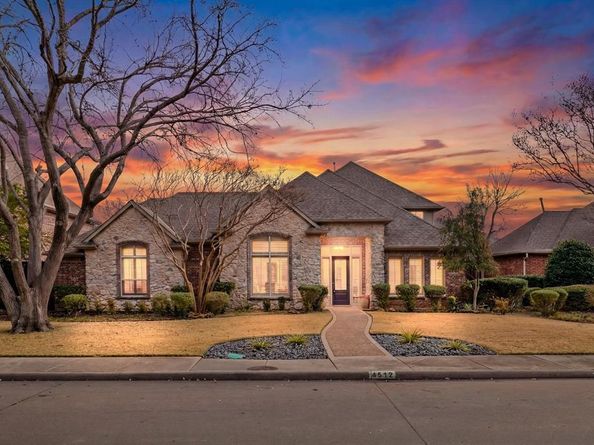 4512  Banyan Lane , Dallas Texas 75287