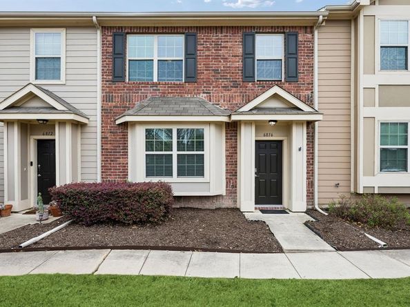 6816  Carrington Lane , Fort Worth Texas 76137
