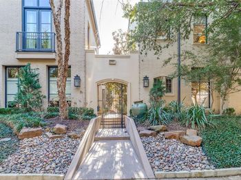 3816  Hawthorne Avenue 