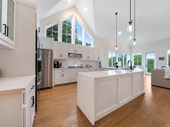 813  Dogwood Trail 