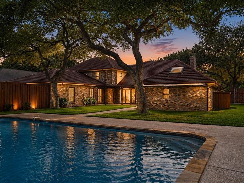 13216  Hillcrest Road , Dallas Texas 75240