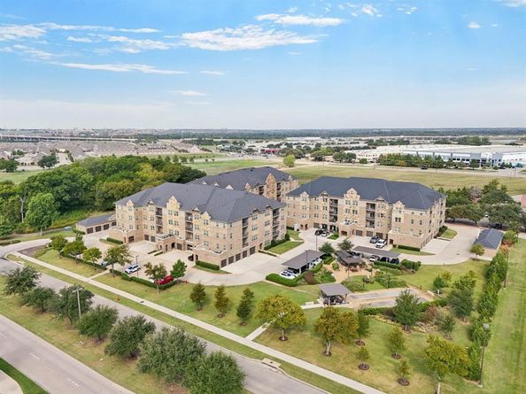 1735  Wittington Place  3402, Farmers Branch Texas 75234