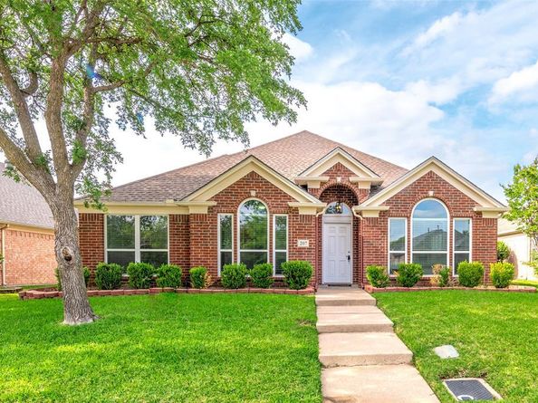 207  Meredith Court , Irving Texas 75063