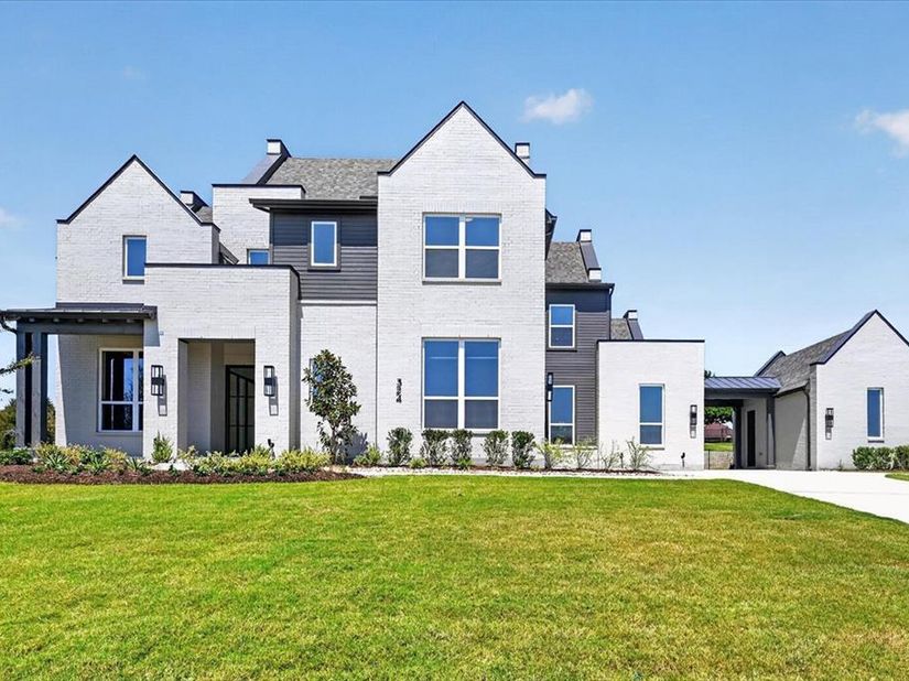 324  Bristol Valley Court , Heath Texas 75032