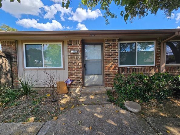 2719  Stonehaven Court , Irving Texas 75038