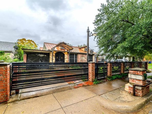 606 W Pembroke Avenue , Dallas Texas 75208