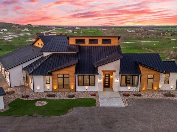 6760 Fm 2449, Ponder Texas 76259