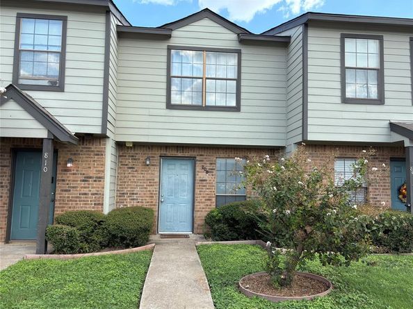 808 W Collins Street , Denton Texas 76201