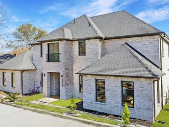 2415  Valley View Drive 