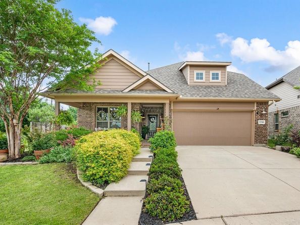 1701  Mcgee Avenue , Argyle Texas 76226