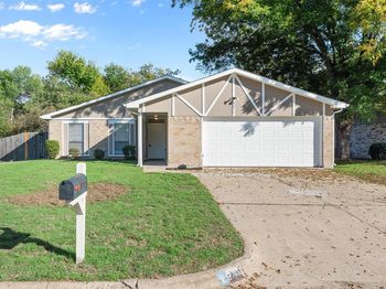 2011  Lavon Creek Lane 