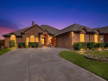 997  Shady Lane Drive 