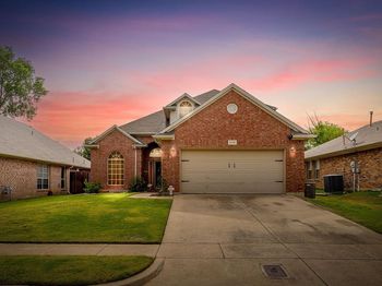 8737  Sunset Trace Drive 