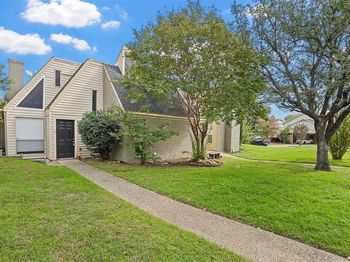 2156  Fleur De Lis Court 