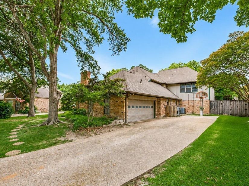 6610  Lake Shore Drive , Garland Texas 75044