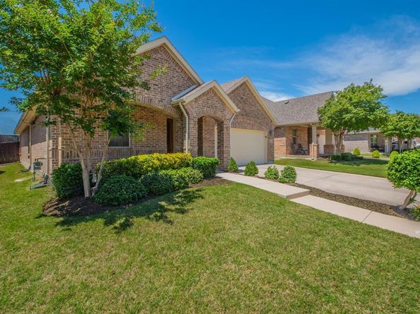 620  Caudle Lane , Savannah Texas 76227