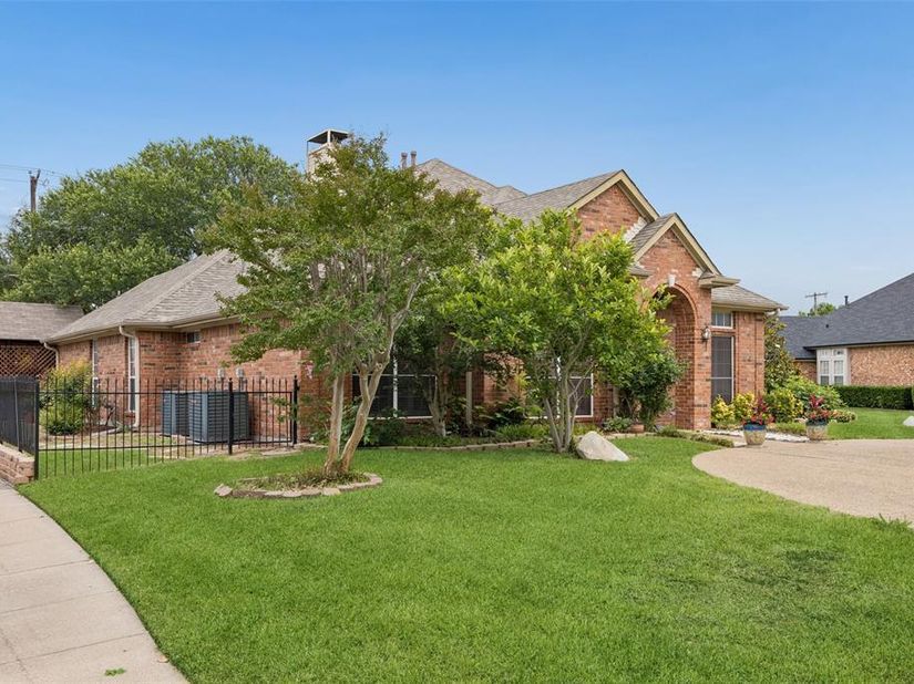 3402  Juniper Court , Rowlett Texas 75088
