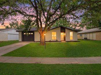 2916  Rayswood Drive 