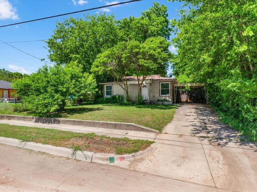 2532  Chicago Avenue , Fort Worth Texas 76103