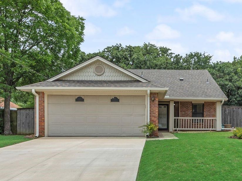 2904  Weston Drive , Denton Texas 76209