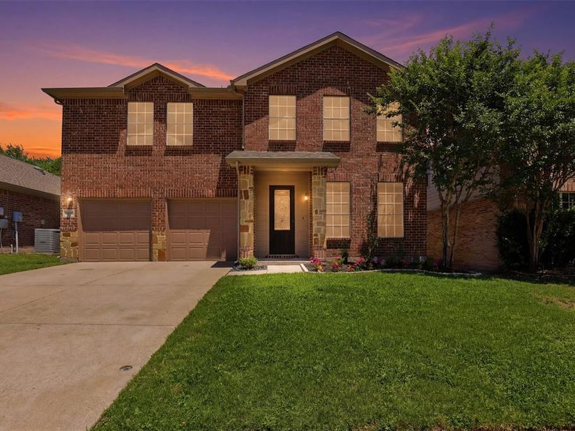 2921  Wispy Trail , Fort Worth Texas 76108