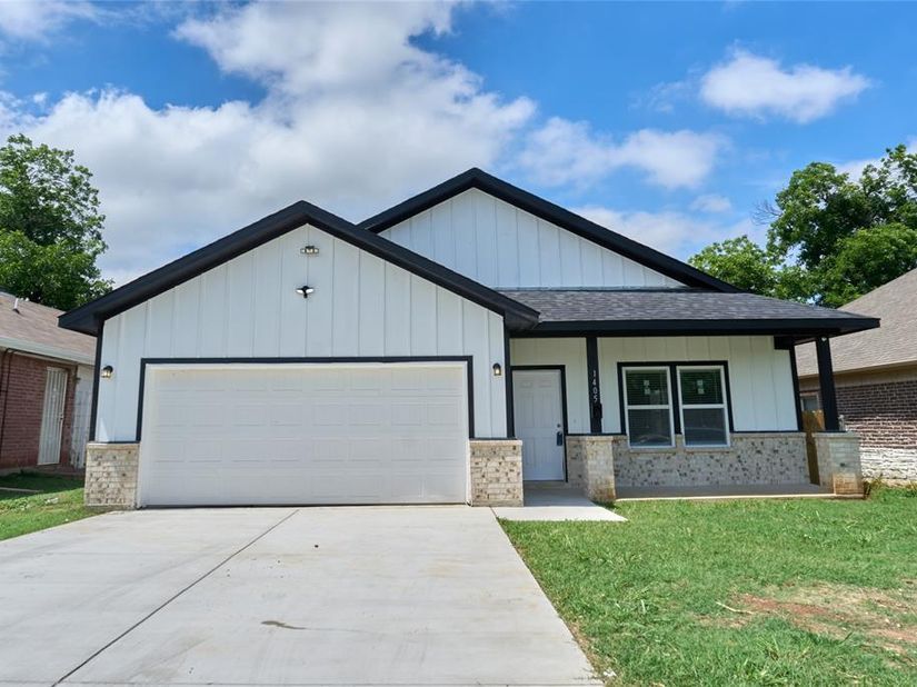 1405 E Maddox Avenue , Fort Worth Texas 76104