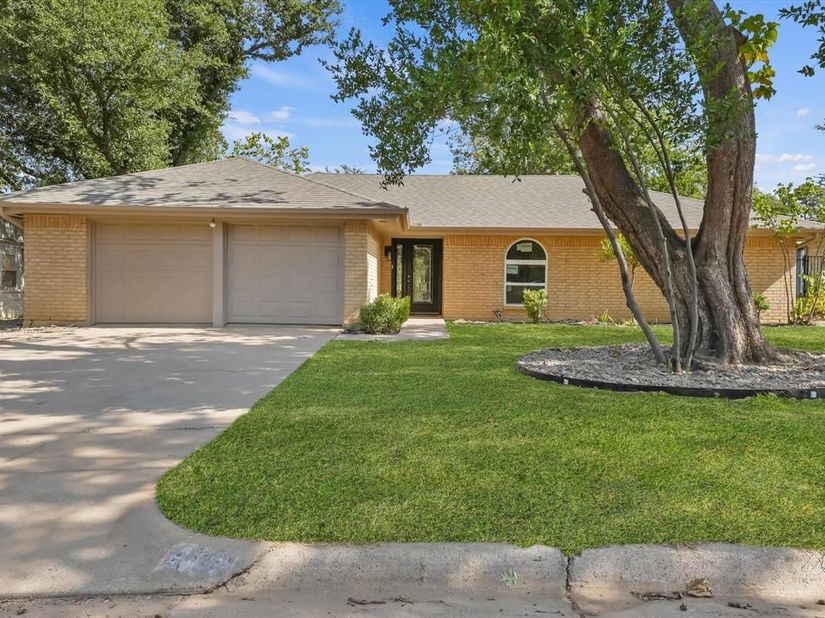 6451  Franwood Terrace , Fort Worth Texas 76112